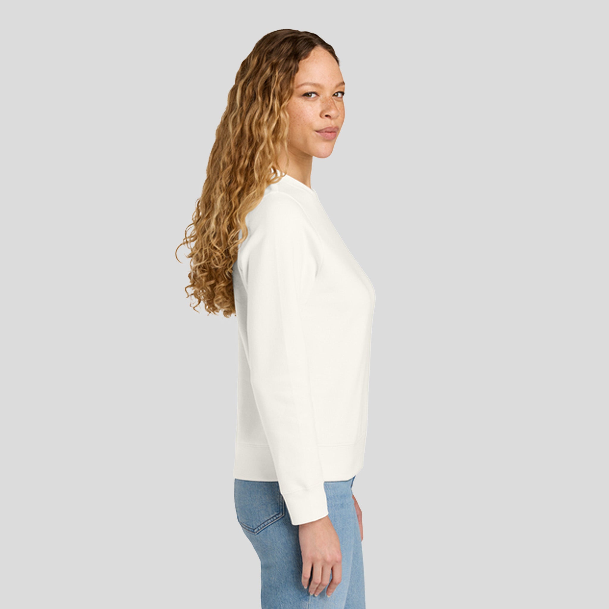 Women’s V.I.T.™ Fleece Crew | Gardenia
